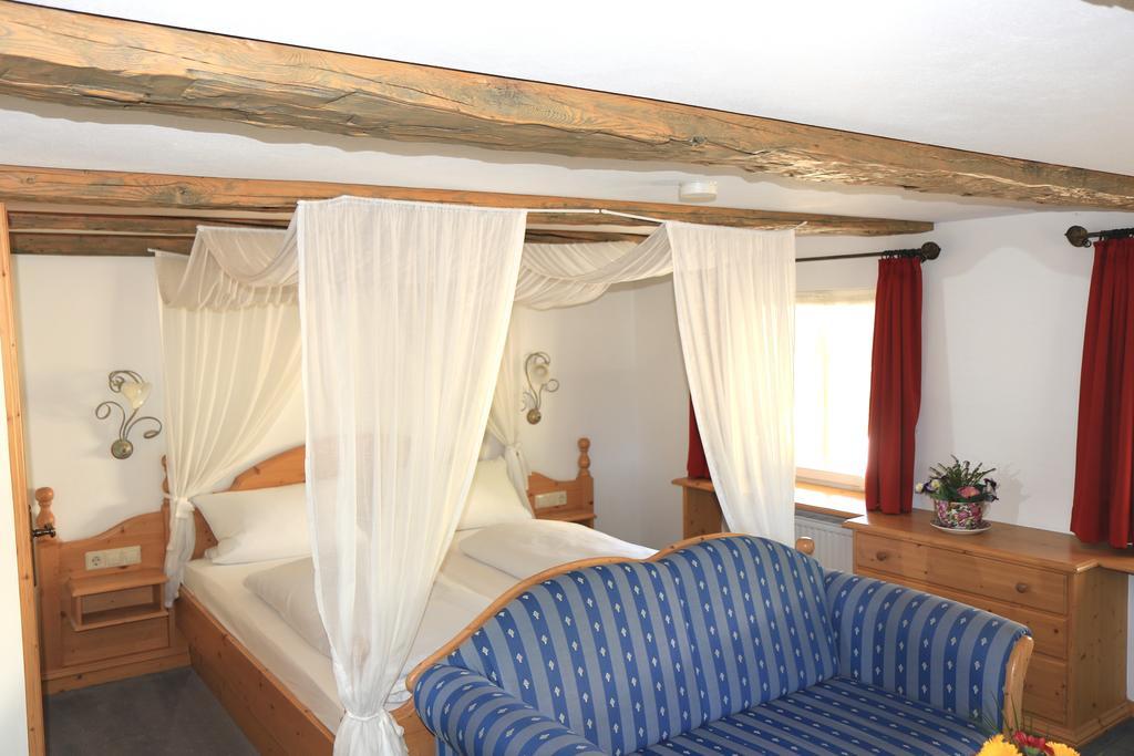 Hotel Landgasthof Adler Altenrond Chambre photo