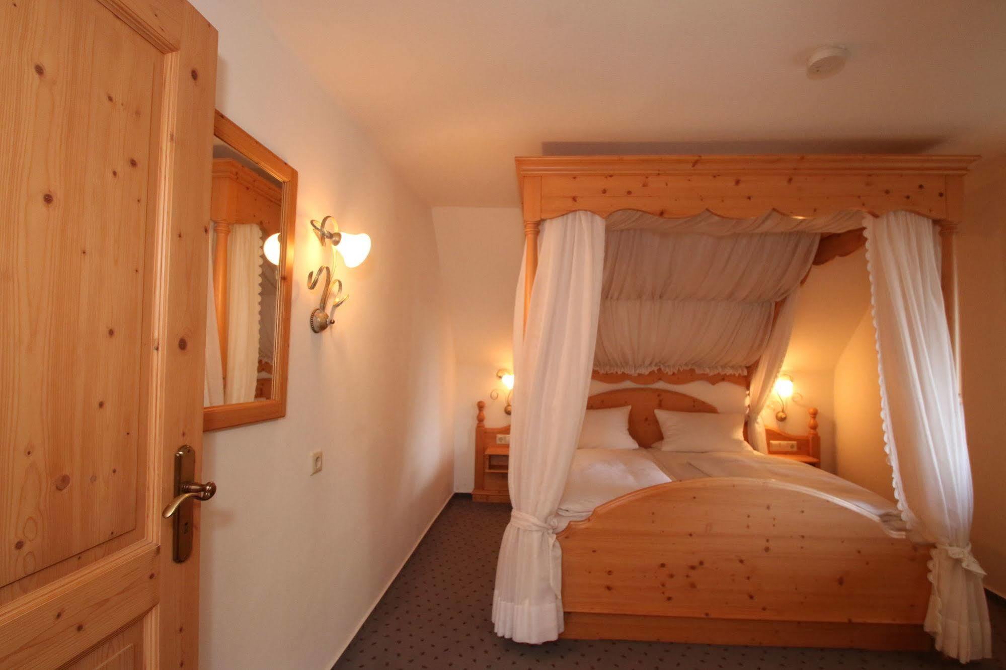 Hotel Landgasthof Adler Altenrond Extérieur photo
