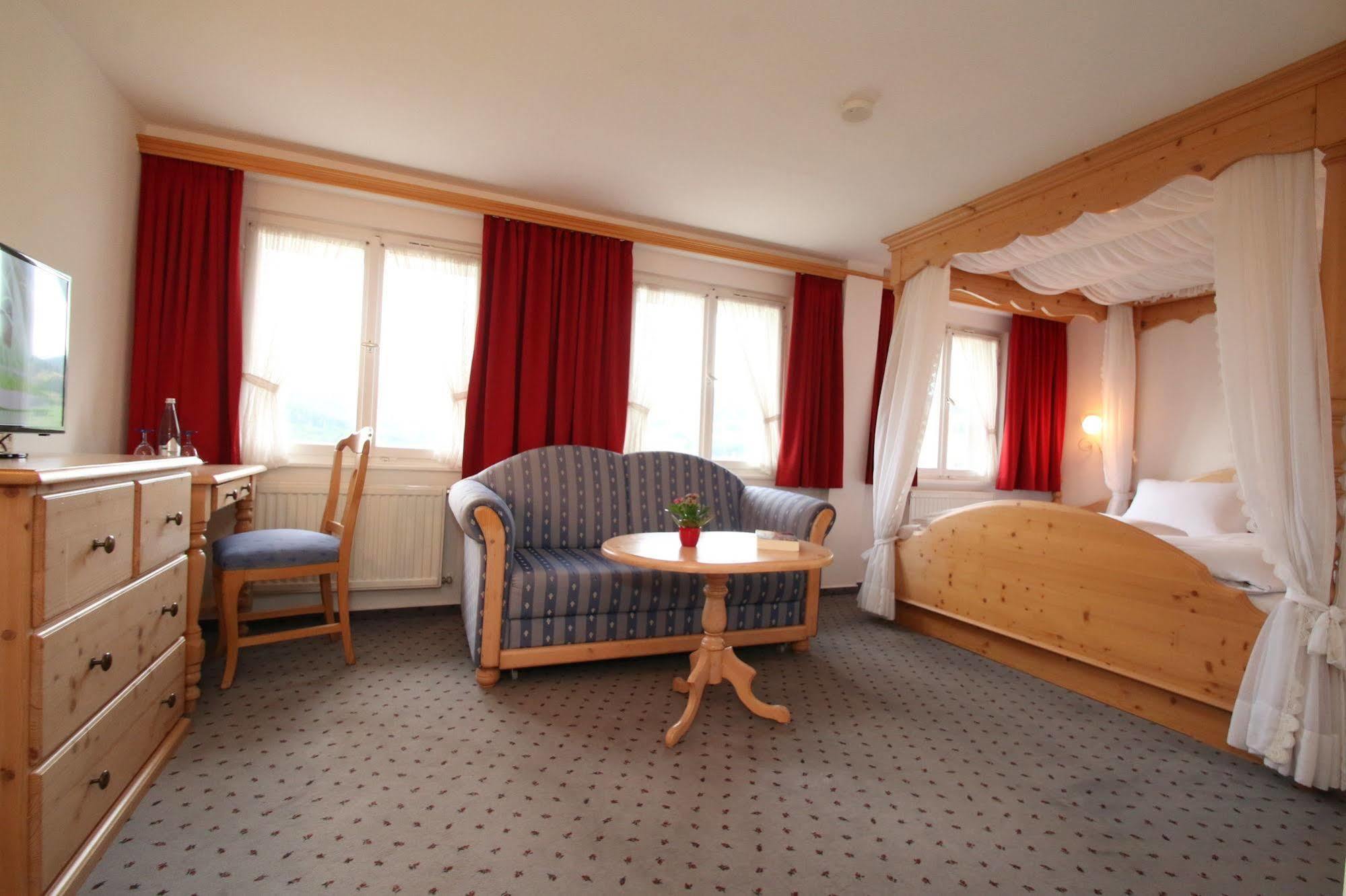 Hotel Landgasthof Adler Altenrond Extérieur photo